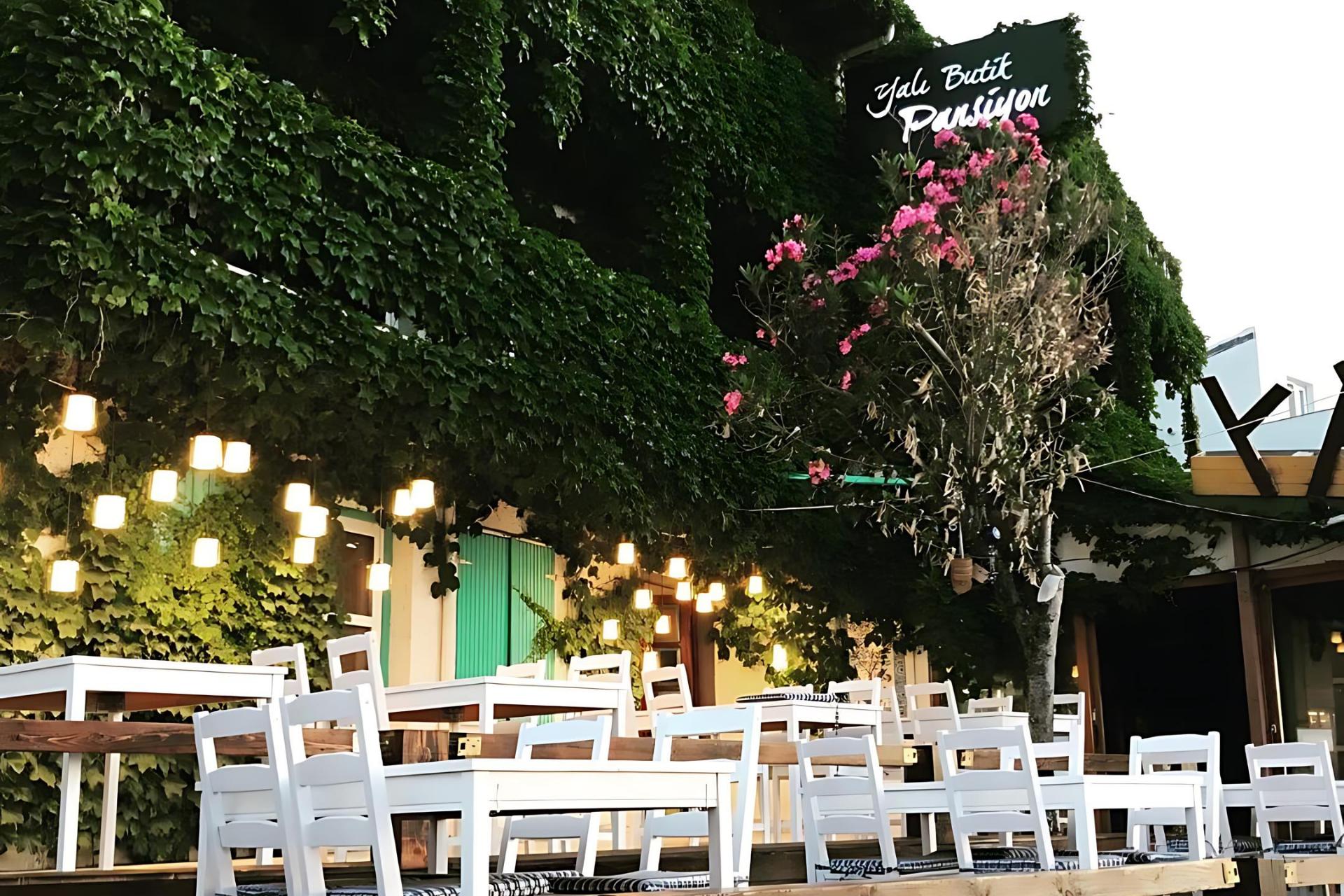 mekan rehberi karaburun otelleri yali-butik-pansiyon